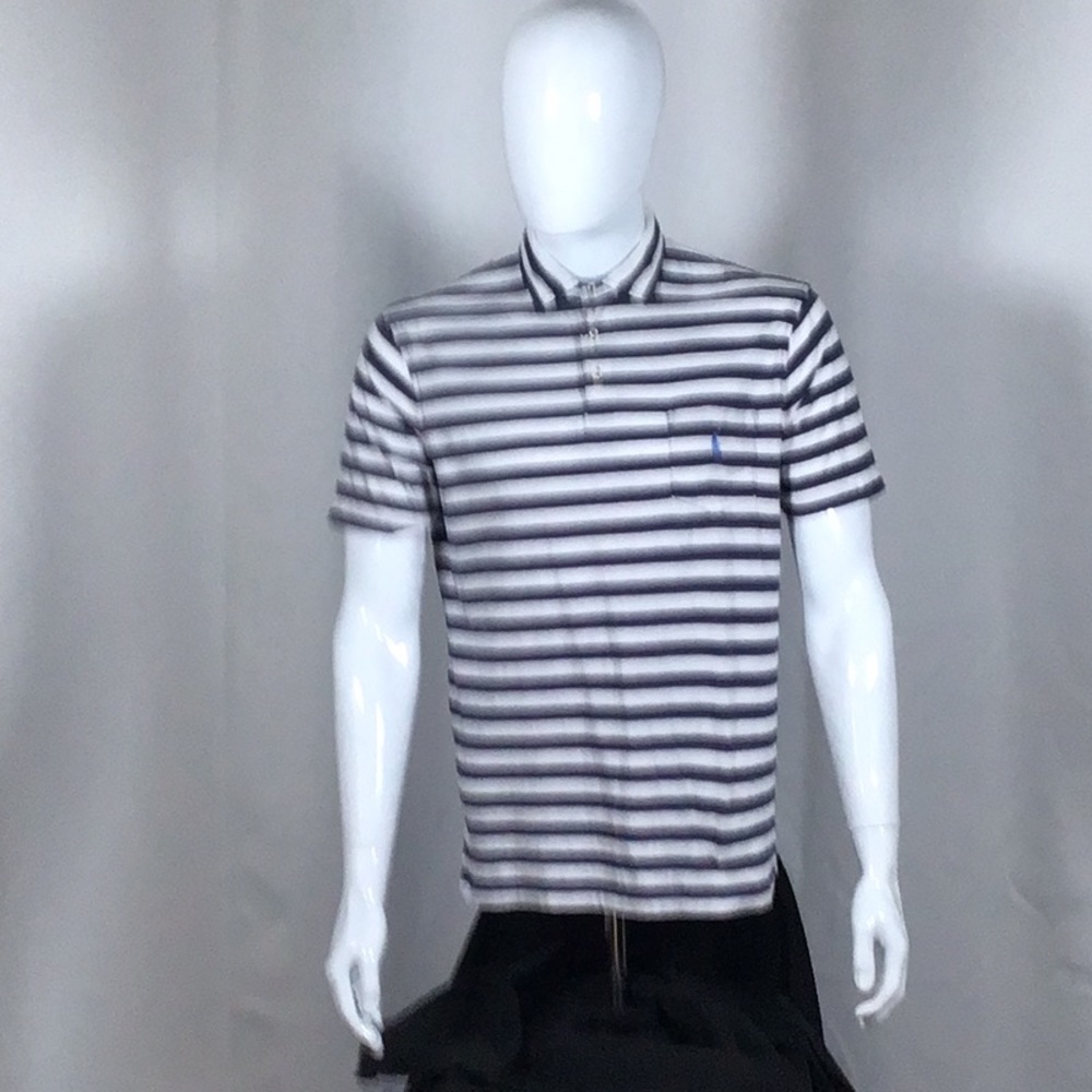 🔅SALE🔅 Ralph Lauren Polo shirt, Classic Med. Blue/white with a breast pocket.